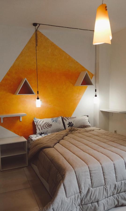 Sunny Street Apartment เทสซาโลนิกิ ภายนอก รูปภาพ