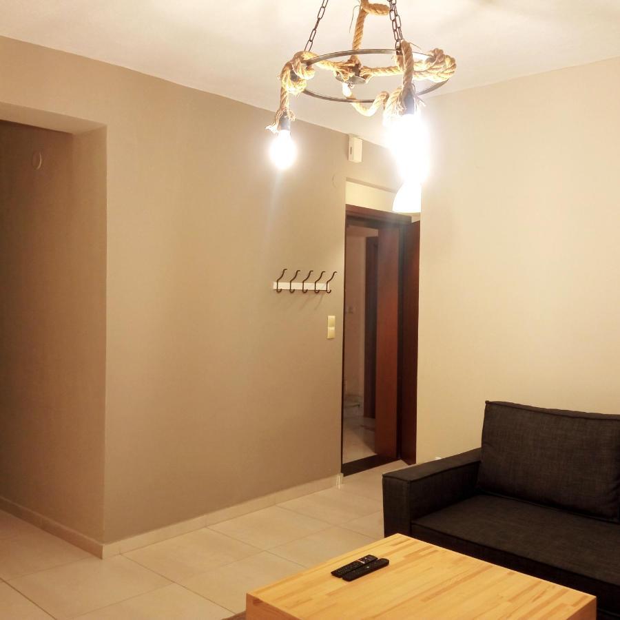 Sunny Street Apartment เทสซาโลนิกิ ภายนอก รูปภาพ